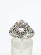 Cargar imagen en el visor de la galería, 1781: Vintage: 9ct White Gold Pink Morganite Pave Natural Diamonds (0.75ct) Dress Ring- Sparkling beauty
