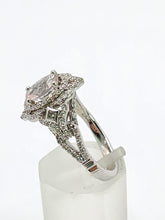 Cargar imagen en el visor de la galería, 1781: Vintage: 9ct White Gold Pink Morganite Pave Natural Diamonds (0.75ct) Dress Ring- Sparkling beauty
