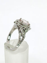 Cargar imagen en el visor de la galería, 1781: Vintage: 9ct White Gold Pink Morganite Pave Natural Diamonds (0.75ct) Dress Ring- Sparkling beauty
