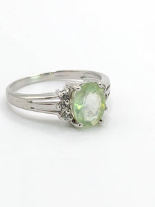 1785: Vintage: 9ct White Gold Mint Green Paraiba Tourmaline Glacier Topaz Dress Ring- crisp, clean, eye-candy