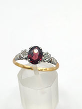 Cargar imagen en el visor de la galería, 1830: Vintage: 18ct Gold Almandine Garnet Diamonds 3-Stone Straight Ring- Superb
