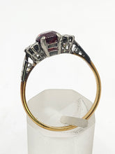 Cargar imagen en el visor de la galería, 1830: Vintage: 18ct Gold Almandine Garnet Diamonds 3-Stone Straight Ring- Superb
