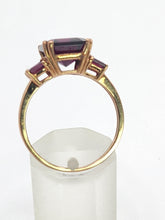 Cargar imagen en el visor de la galería, 1993: Vintage: 9ct Rose Gold Rhodolite Garnets Cocktail Ring- Pink Gold Purple Garnets
