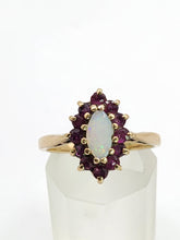 Cargar imagen en el visor de la galería, 1839: Vintage: 9ct Gold White Opal 12 Crimson Topaz Cluster Ring- From 1979
