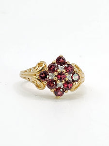 1845: Vintage; 9ct Gold 9 Red Garnets 4 Natural Diamonds Geometric Set Dress Ring