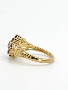 1845: Vintage; 9ct Gold 9 Red Garnets 4 Natural Diamonds Geometric Set Dress Ring