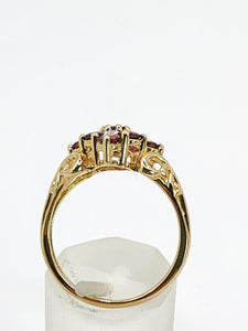 1845: Vintage; 9ct Gold 9 Red Garnets 4 Natural Diamonds Geometric Set Dress Ring