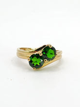 Load image into Gallery viewer, 1899: Vintage: 9ct Gold Green Diopsides Crossover Promise Ring- enchanting
