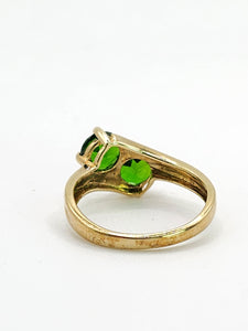 1899: Vintage: 9ct Gold Green Diopsides Crossover Promise Ring- enchanting