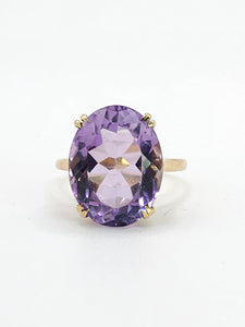 1909- Vintage: 9ct Gold Lilac Amethyst Cocktail Ring- From 1964