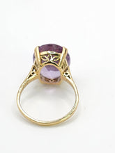 Load image into Gallery viewer, 1909- Vintage: 9ct Gold Lilac Amethyst Cocktail Ring- From 1964
