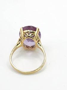 1909- Vintage: 9ct Gold Lilac Amethyst Cocktail Ring- From 1964