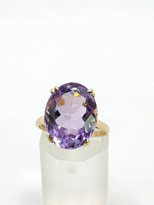 1909- Vintage: 9ct Gold Lilac Amethyst Cocktail Ring- From 1964