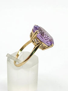 1909- Vintage: 9ct Gold Lilac Amethyst Cocktail Ring- From 1964