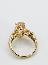 Cargar imagen en el visor de la galería, 1973: Vintage : 9ct Gold Pink Morganite Diamonds Cocktail Ring- Divine

