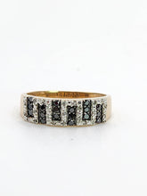 Cargar imagen en el visor de la galería, 2006: Vintage: 9ct Gold Greek Key Pattern Black  &amp; White Diamonds Ring- Sparkling natural diamonds
