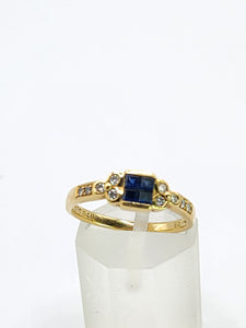 2010: Vintage: 18ct Gold French Blue Sapphires Diamonds Dress/Stacker Ring- demure, sparkling