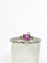 Cargar imagen en el visor de la galería, 2020: Vintage: Platinum Pink Sapphire Diamonds 3-Stone Straight Ring- Crisp, Clean, Eye candy
