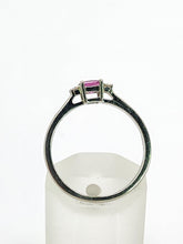 Cargar imagen en el visor de la galería, 2020: Vintage: Platinum Pink Sapphire Diamonds 3-Stone Straight Ring- Crisp, Clean, Eye candy
