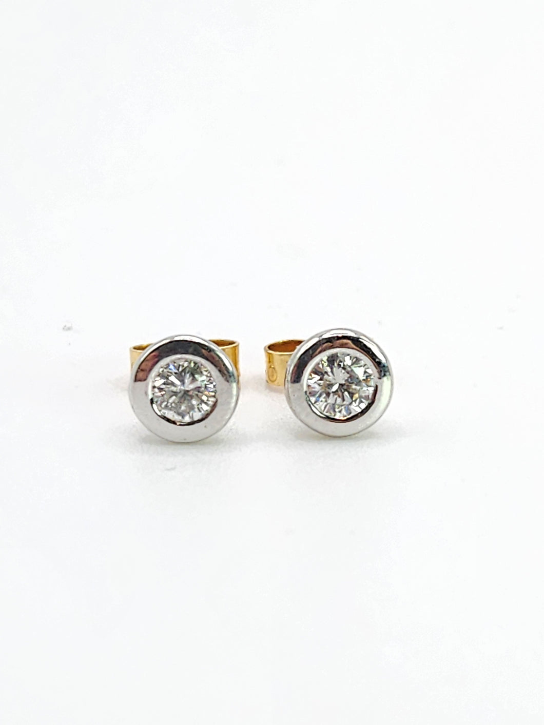 0139: Vintage: 18ct White Yellow Gold & Cut Diamond (0.43ct) Stud Earrings- Pristine