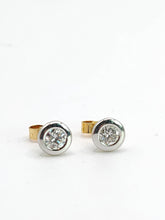 Load image into Gallery viewer, 0139: Vintage: 18ct White Yellow Gold &amp; Cut Diamond (0.43ct) Stud Earrings- Pristine
