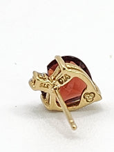 Load image into Gallery viewer, 1180: Vintage: 9ct Gold Heart-Cut Garnet Diamond Stud Earrings- Lovely
