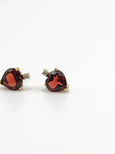 Load image into Gallery viewer, 1180: Vintage: 9ct Gold Heart-Cut Garnet Diamond Stud Earrings- Lovely
