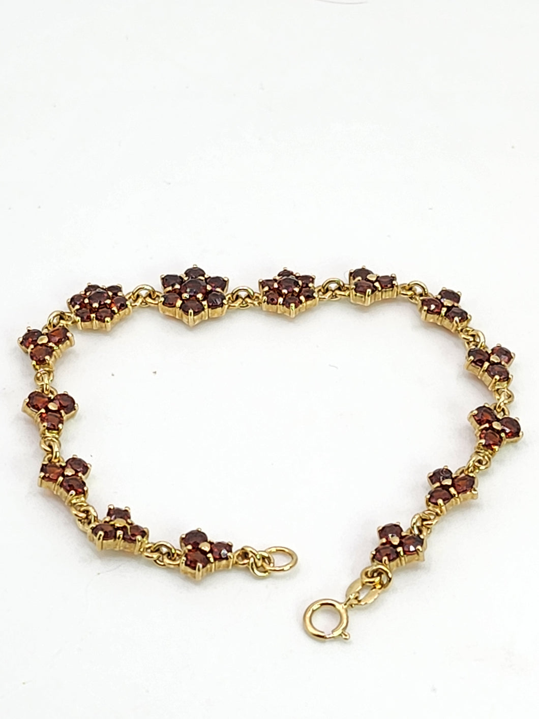 1991: Vintage: 9ct Gold Floral Garnet Bracelet (17.5cm) - Exquisite, nice weight