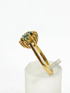 1888L Vintage: 18ct Gold Emeralds &nbsp;16 Diamonds Cluster Ring- Geometric beauty