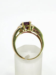 1920: Vintage; 9ct Gold Art Deco Style Amethyst Diamonds Ring-Geometric beauty