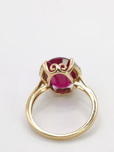 1968: Vintage; 9ct Gold Large Red Topaz 18 Natural Diamonds; Cluster Ring - Diana style