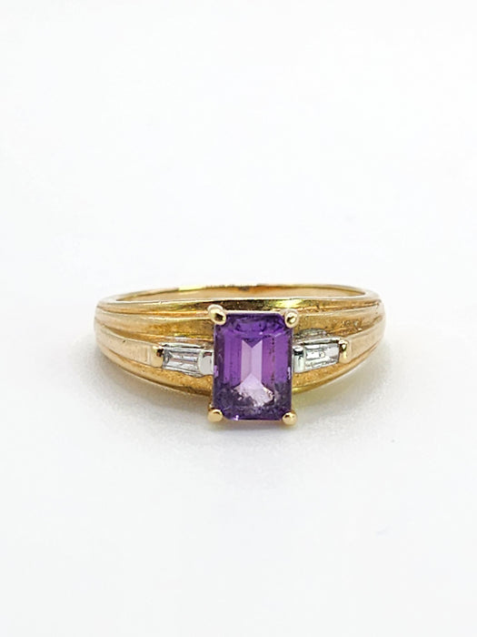 6452: Vintage; 9ct Gold Emerald Cut Lilac Amethyst Diamonds 3-Stone Ring