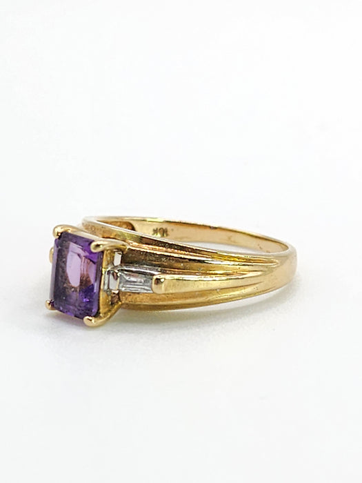 6452: Vintage; 9ct Gold Emerald Cut Lilac Amethyst Diamonds 3-Stone Ring