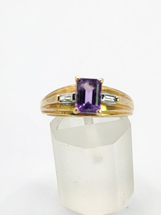 6452: Vintage; 9ct Gold Emerald Cut Lilac Amethyst Diamonds 3-Stone Ring