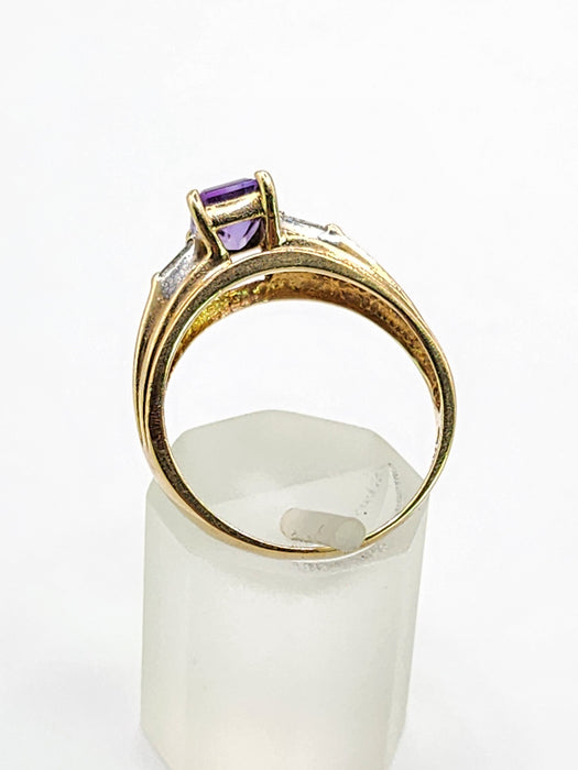 6452: Vintage; 9ct Gold Emerald Cut Lilac Amethyst Diamonds 3-Stone Ring