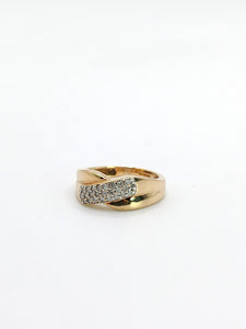 2083: Vintage; 9ct Gold 25 Natural Diamonds Crossover Ring- Excellent