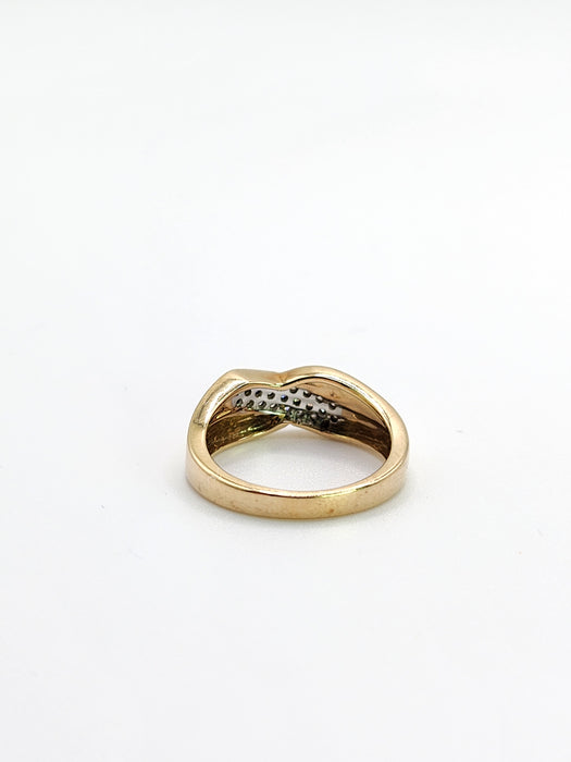 2083: Vintage; 9ct Gold 25 Natural Diamonds Crossover Ring- Excellent