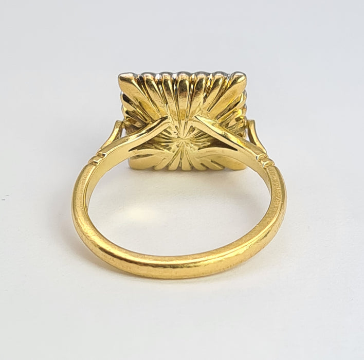6534 Vintage: 18ct Yellow Gold Diamond Square Panel Ring — Art Deco Style