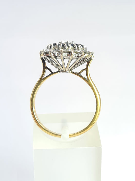 6535 Vintage: 18ct Yellow Gold Sapphire & Diamond Cluster Ring