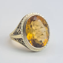 Cargar imagen en el visor de la galería, 1957: Vintage; 14ct Gold Large (8ct) Oval Yellow Citrine Solitaire Ring- Old, lovely mature stone.
