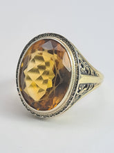 Cargar imagen en el visor de la galería, 1957: Vintage; 14ct Gold Large (8ct) Oval Yellow Citrine Solitaire Ring- Old, lovely mature stone.
