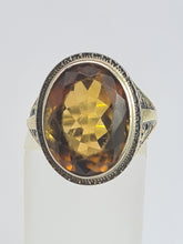 Cargar imagen en el visor de la galería, 1957: Vintage; 14ct Gold Large (8ct) Oval Yellow Citrine Solitaire Ring- Old, lovely mature stone.
