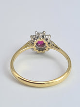 Cargar imagen en el visor de la galería, 1959: Vintage: 18ct Gold Pidgeon Blood Ruby Natural Diamonds (0.25ct) Cluster Ring- exudes quality
