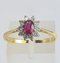Cargar imagen en el visor de la galería, 1959: Vintage: 18ct Gold Pidgeon Blood Ruby Natural Diamonds (0.25ct) Cluster Ring- exudes quality
