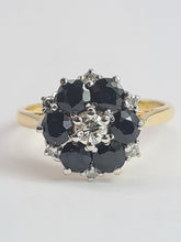 Cargar imagen en el visor de la galería, 1966: Vintage; 18ct Gold Australian Blue Sapphires Natural Diamonds Flower Head Ring- voluptuous style
