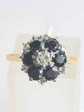 Cargar imagen en el visor de la galería, 1966: Vintage; 18ct Gold Australian Blue Sapphires Natural Diamonds Flower Head Ring- voluptuous style
