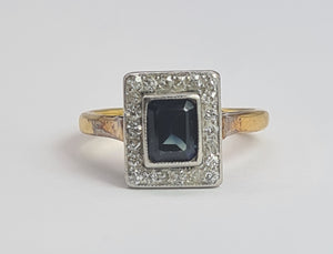 2029: Vintage: 18ct Gold/Platinum Set Blue Sapphire 22 Diamonds Art Deco Style Panel Ring