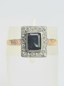 2029: Vintage: 18ct Gold/Platinum Set Blue Sapphire 22 Diamonds Art Deco Style Panel Ring