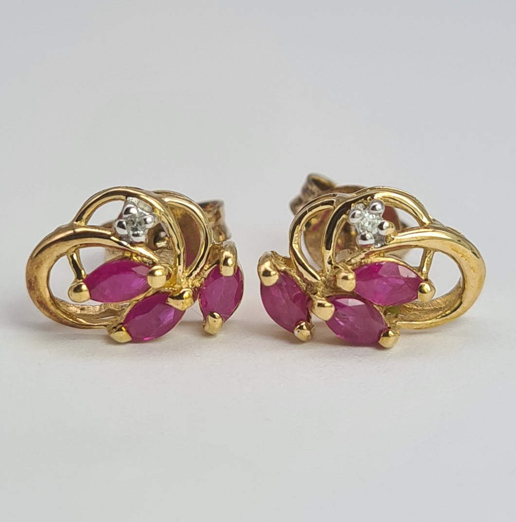 2055: Vintage: 9ct Gold Rubies Diamonds Stud Earrings- elegant ear candy