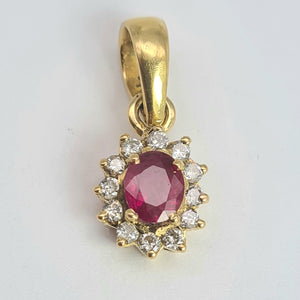 2091: Vintage: 18ct Gold Rich Red Ruby 12 Natural Diamonds Pendant- Petite, Sparkling, Demure